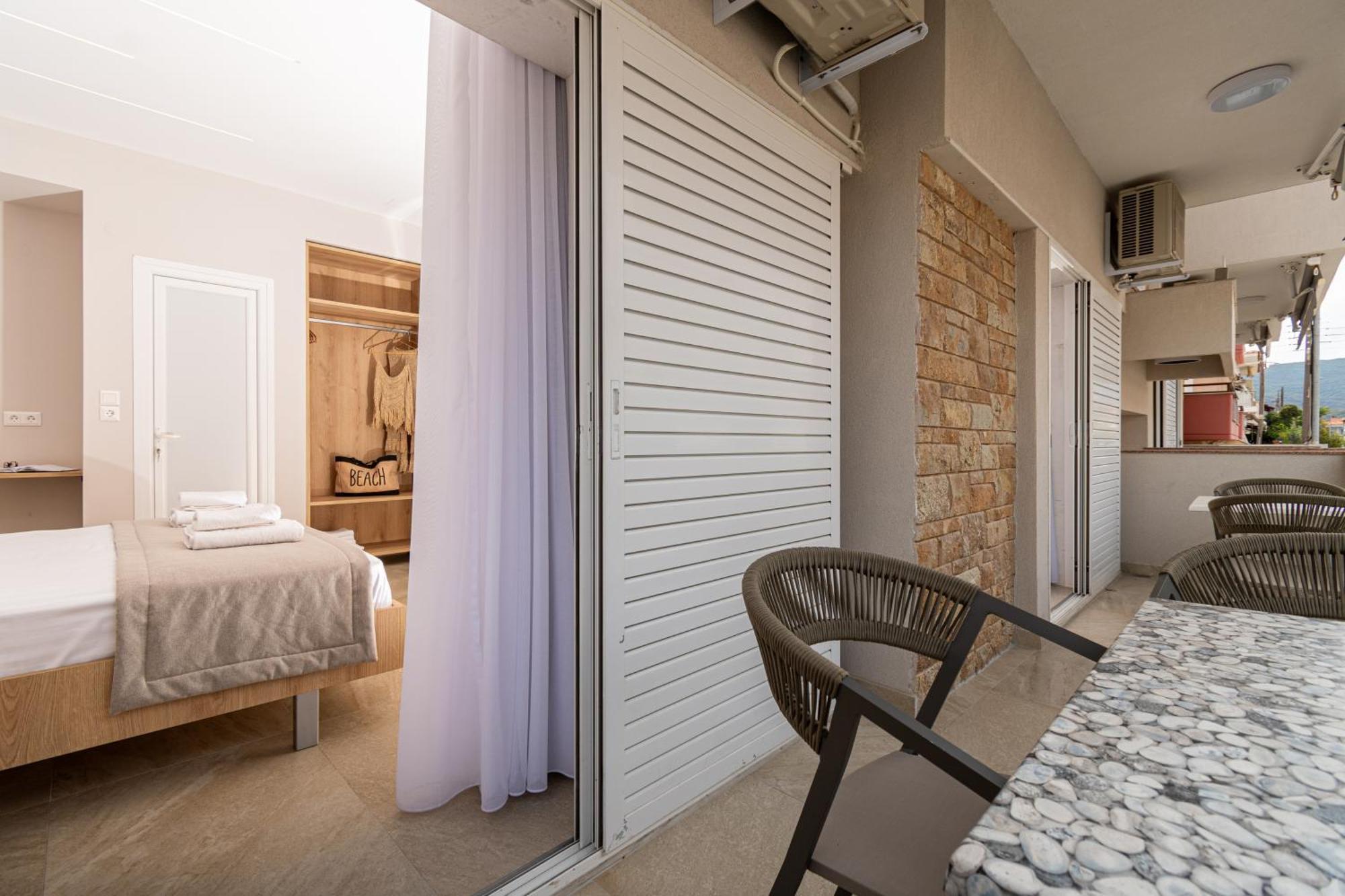 Villa Zoe On The Beach Sarti Exterior photo